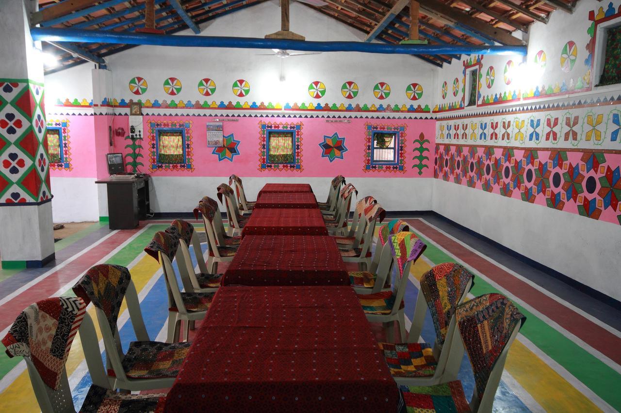 Rann Bhumi Homestay Resort Hodka Exterior foto