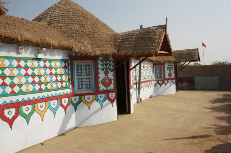 Rann Bhumi Homestay Resort Hodka Exterior foto